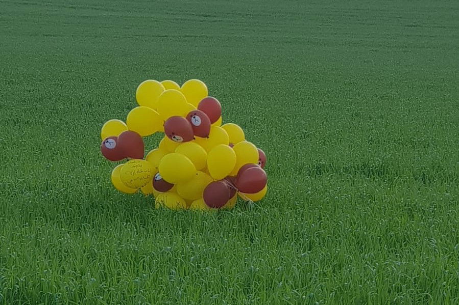 גם הבוקר: בלונים חשודים אותרו בשער הנגב