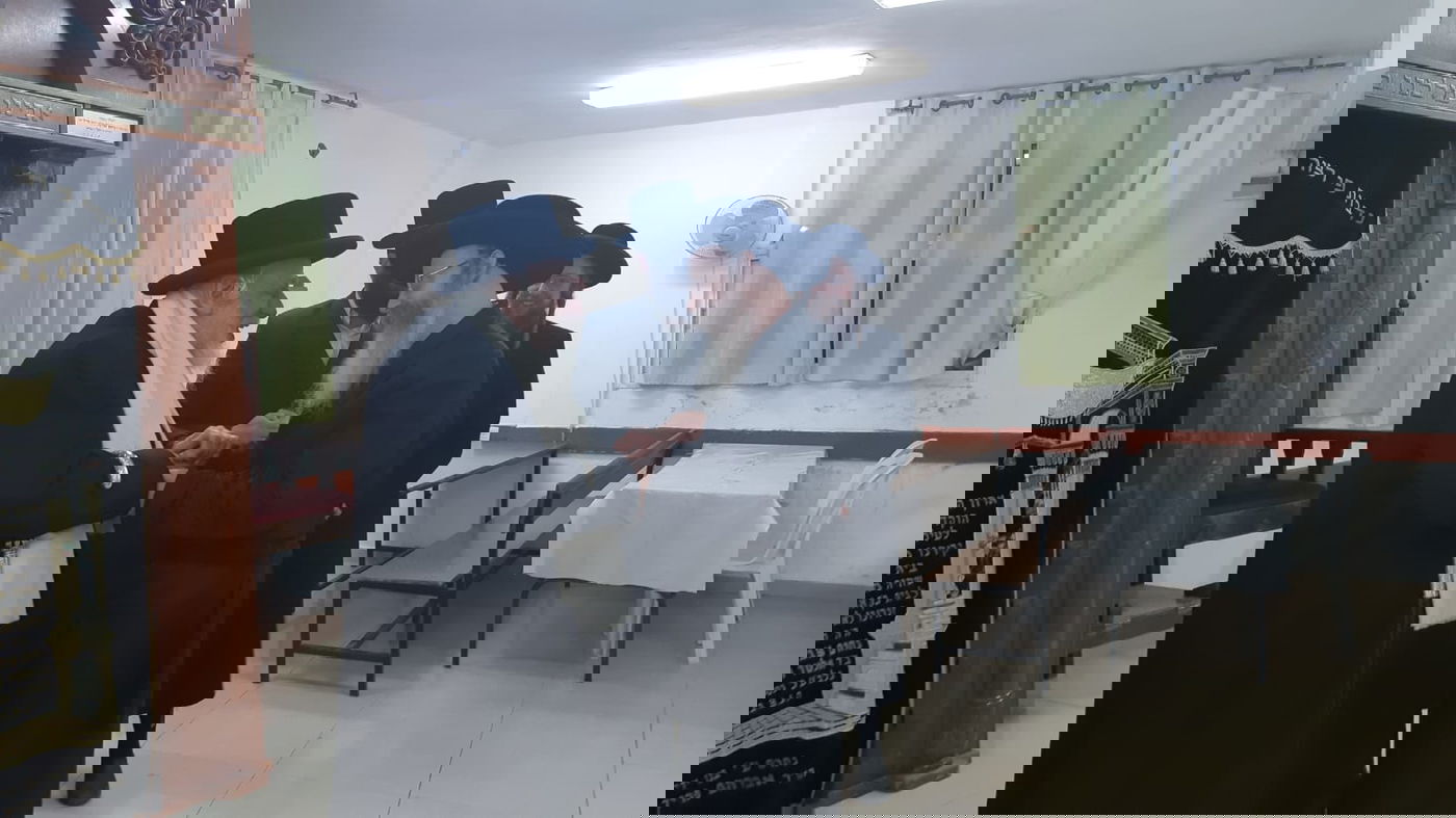 הרבי מקאפיטשניץ פגש את המקובל והאדמו"רים