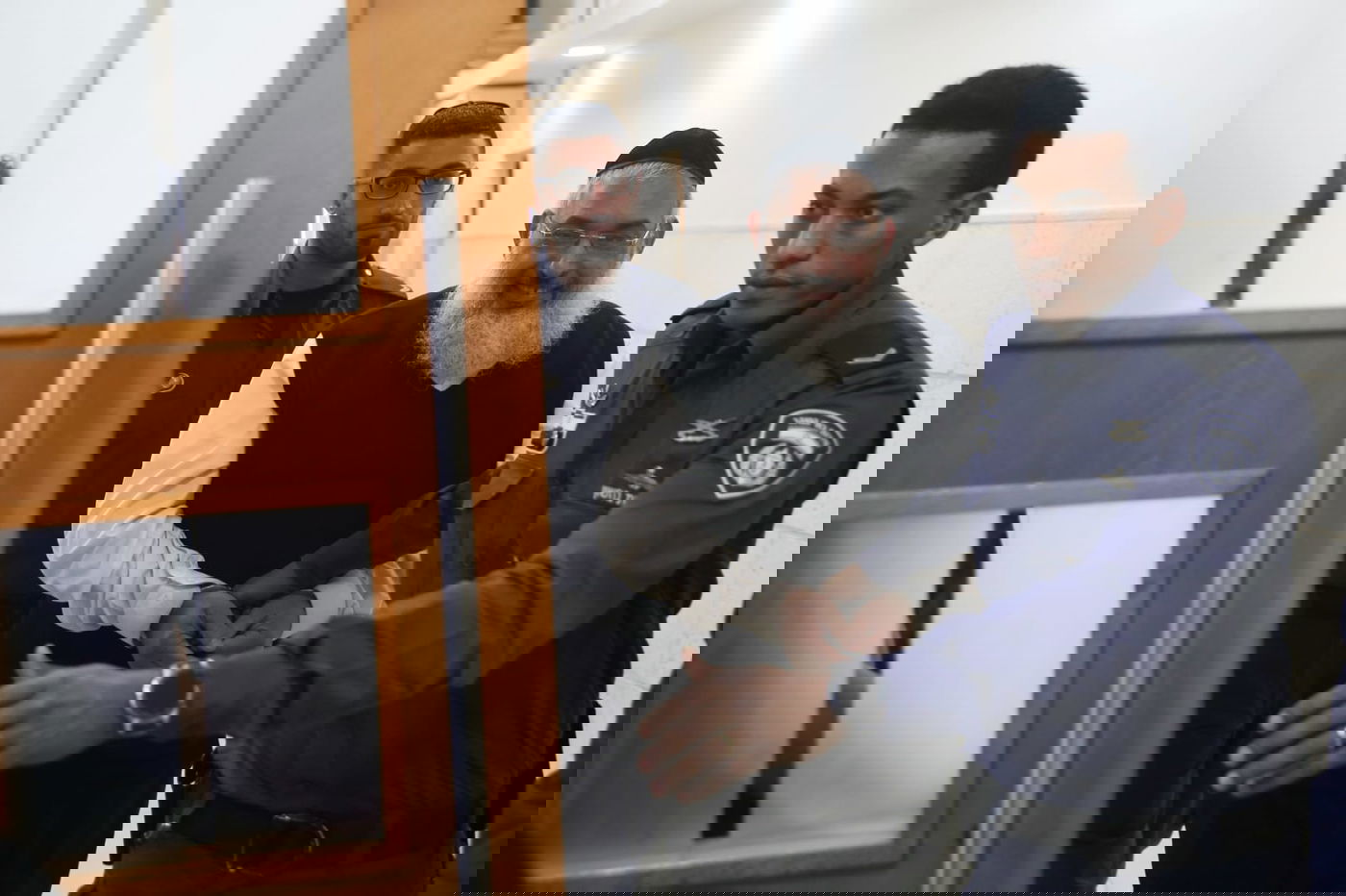 התלמידה ר': "היה שלג בחוץ, והוא אמר לי לישון במרפסת"