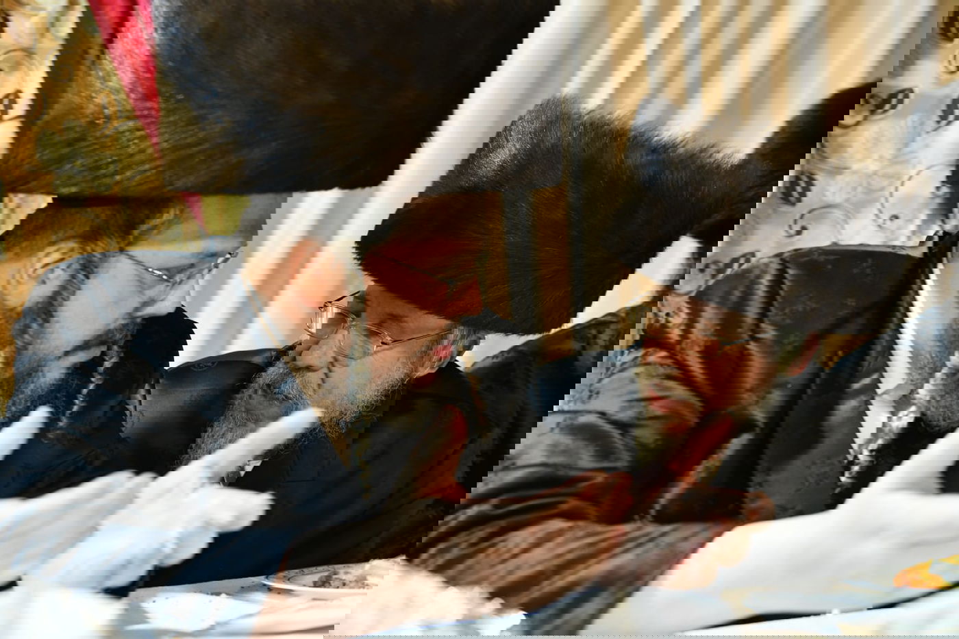 צפו: אלפים בחתונת בת המשפיע רבי מיילך בידרמן