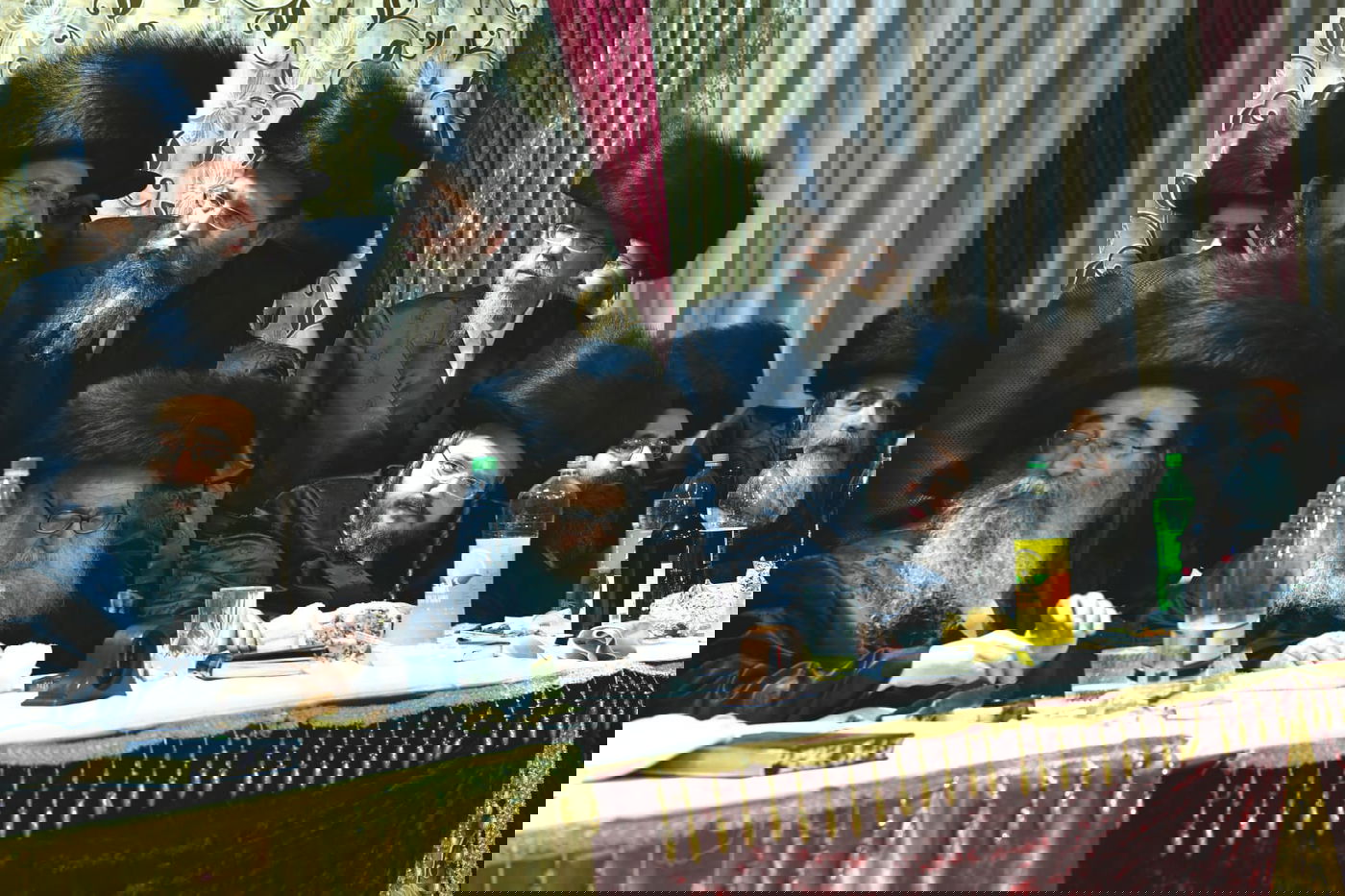 צפו: אלפים בחתונת בת המשפיע רבי מיילך בידרמן