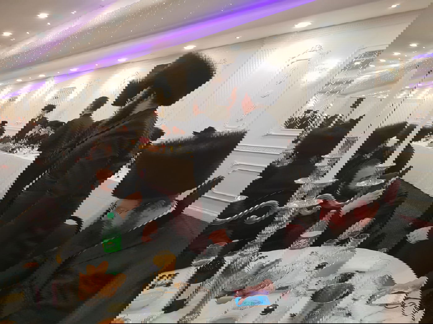 "מסתערבים" בחתונת בן סגן השר מאיר פרוש באנגליה