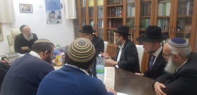 ראשי 'יהדות התורה' במעונו של הרב דוד חי הכהן, השבוע