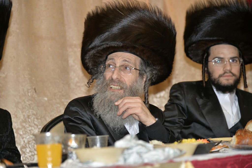 רבי מיילך בידרמן חגג שבע ברכות לבתו. צפו