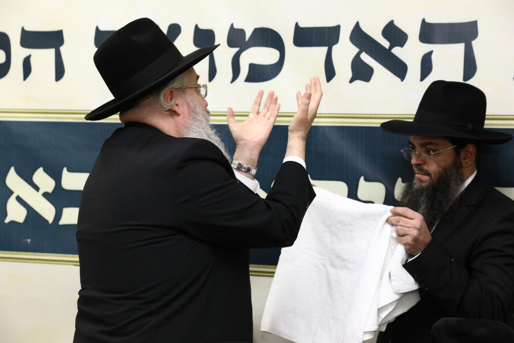 נכד הבבא סאלי ערך הילולא לזכרו • תיעוד