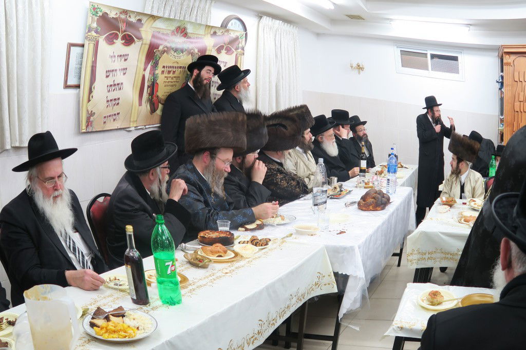 שמחת שבע ברכות בחצרות זידיטשוב-תוא"י