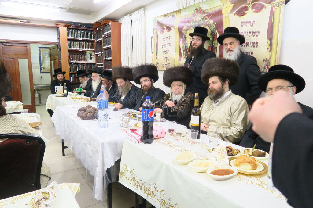 שמחת שבע ברכות בחצרות זידיטשוב-תוא"י