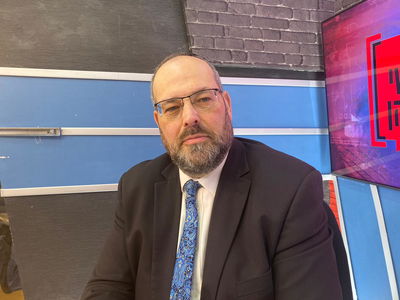 מפיק: איציק אוחנה