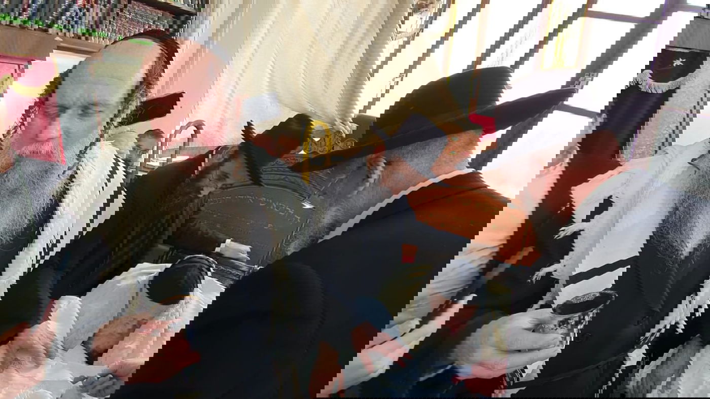 אצל מרן הגר"ח: אבי הבן שמע את הברית מהכלא