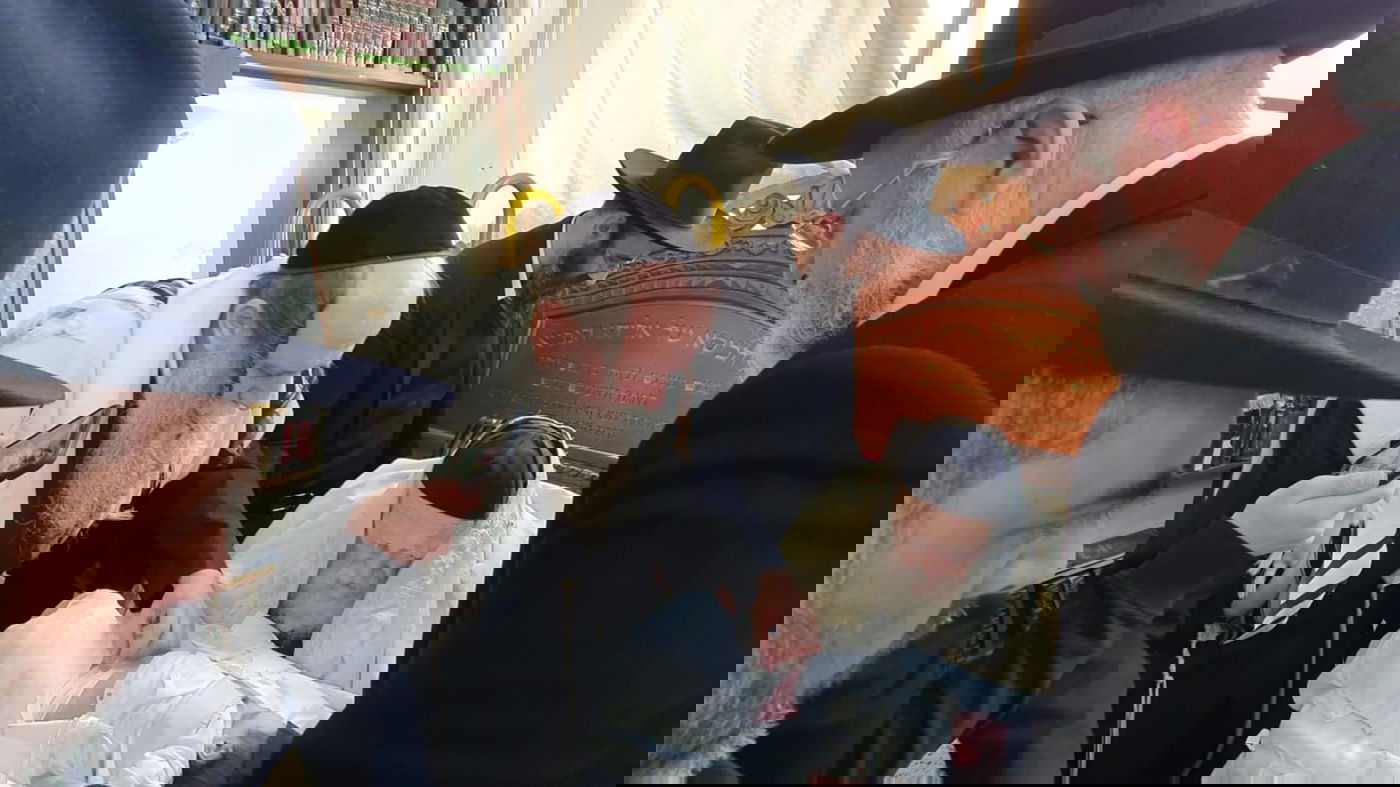 אצל מרן הגר"ח: אבי הבן שמע את הברית מהכלא