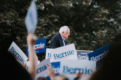 הפריימריז הדמוקרטי: המועמד היהודי ברני סנדרס ינצח?