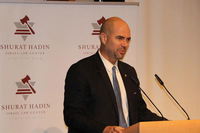 שר המשפטים אמיר אוחנה תוקף את השופטים: "הם לא מהאו"ם"