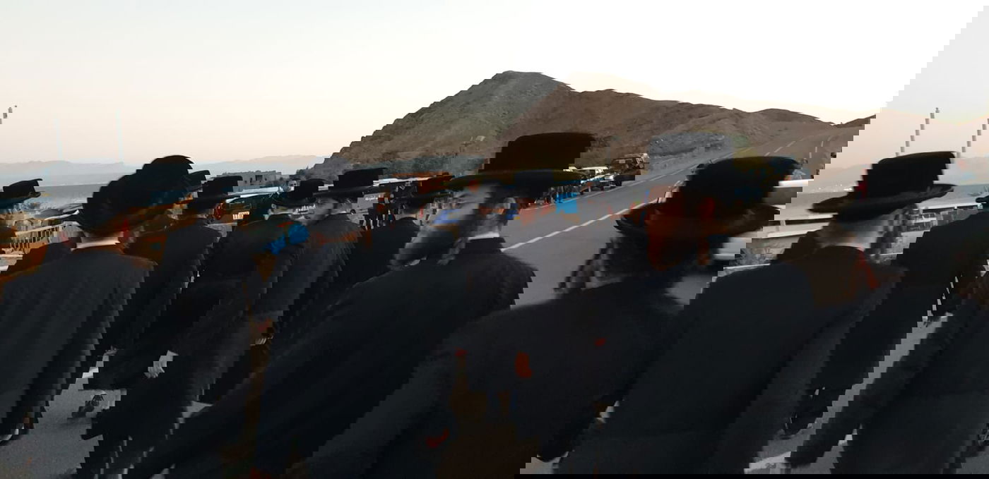 תיעוד בלעדי: המסע החסידי הסודי למצרים