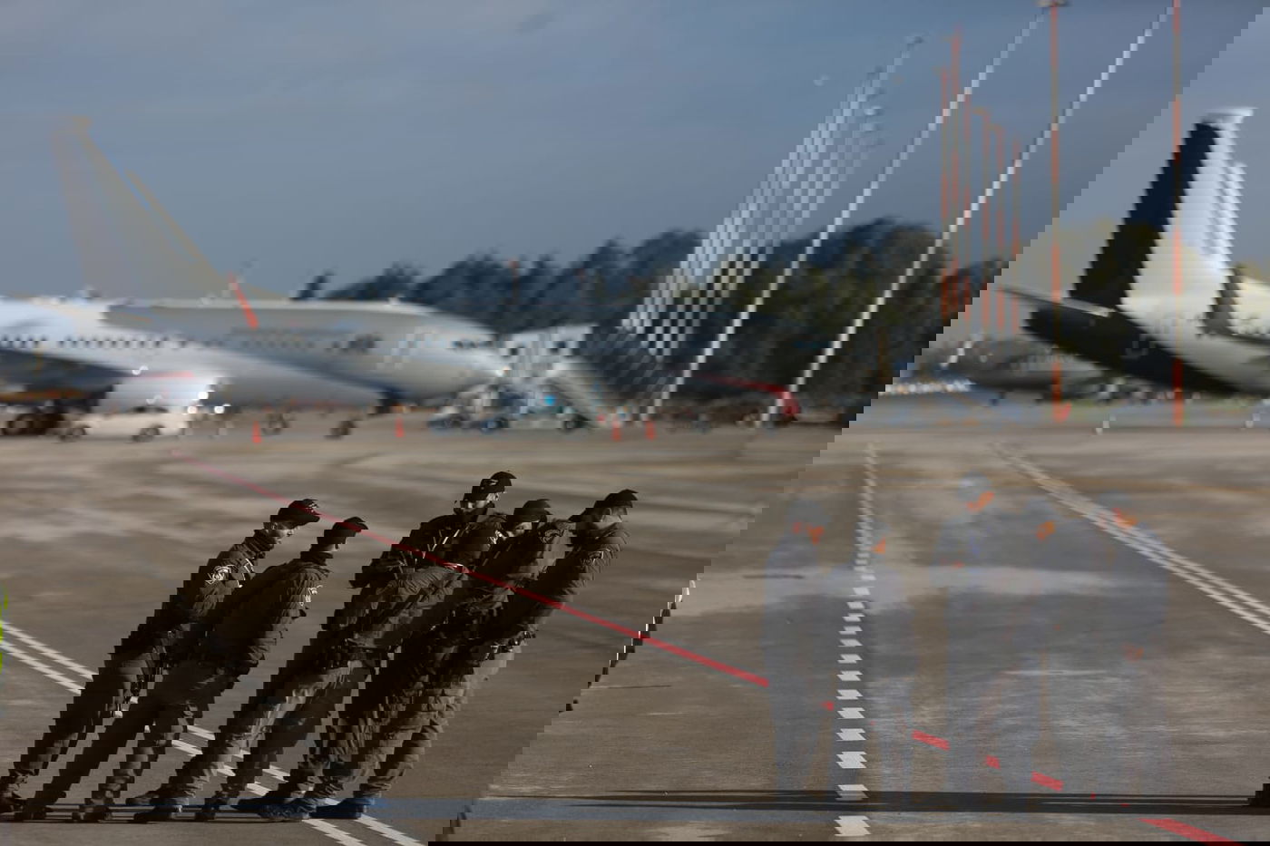 בנתב"ג התגלה: חרדית הבריחה עבור חרדי