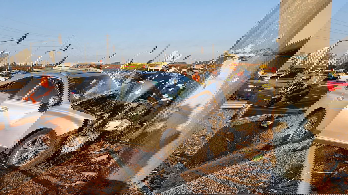 נהג איבד הכרה, התנגש בעמוד - ונפטר