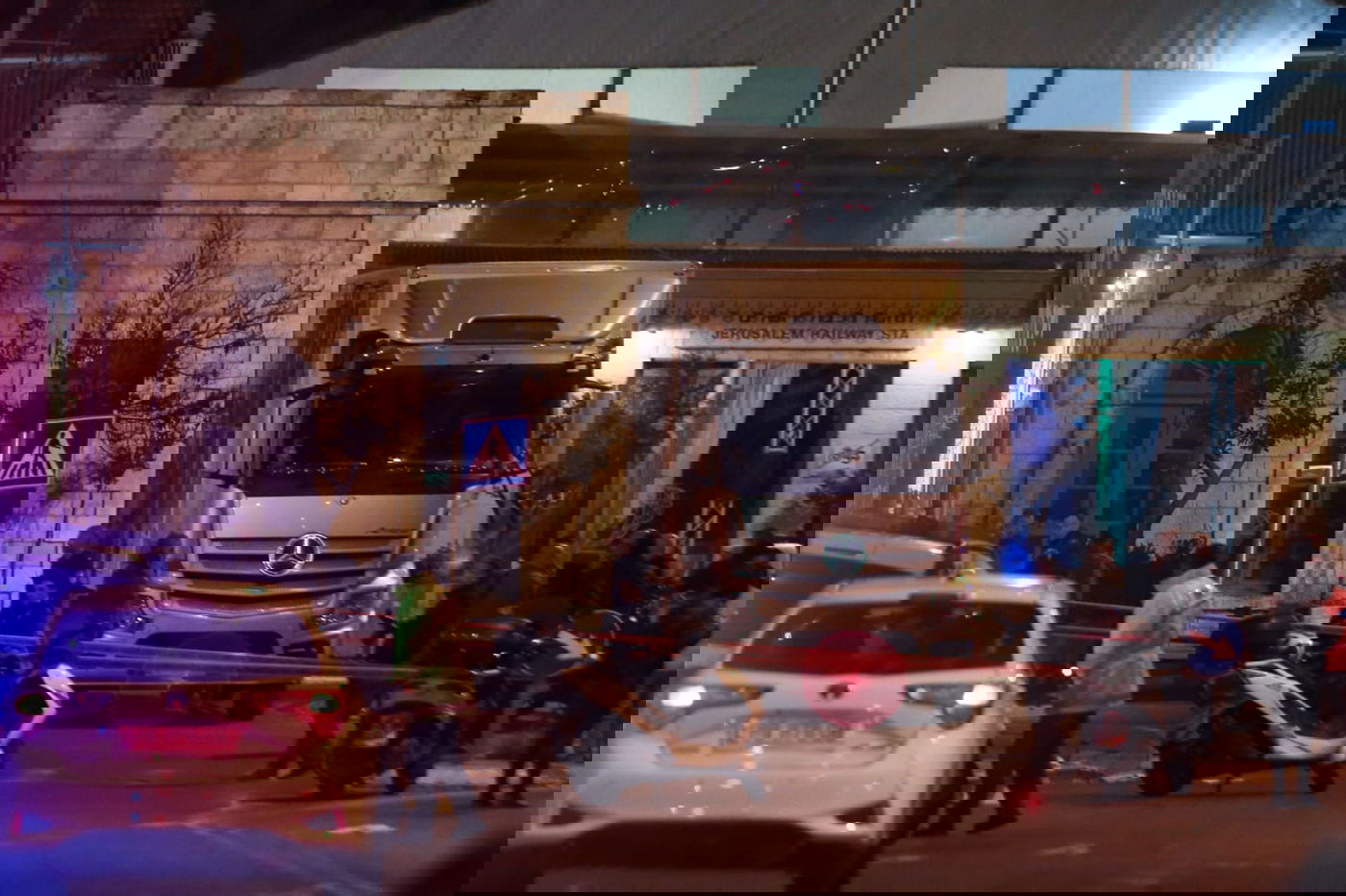 פיגוע דריסה בי-ם: 14 לוחמי גולני נפצעו, אחד במצב קשה