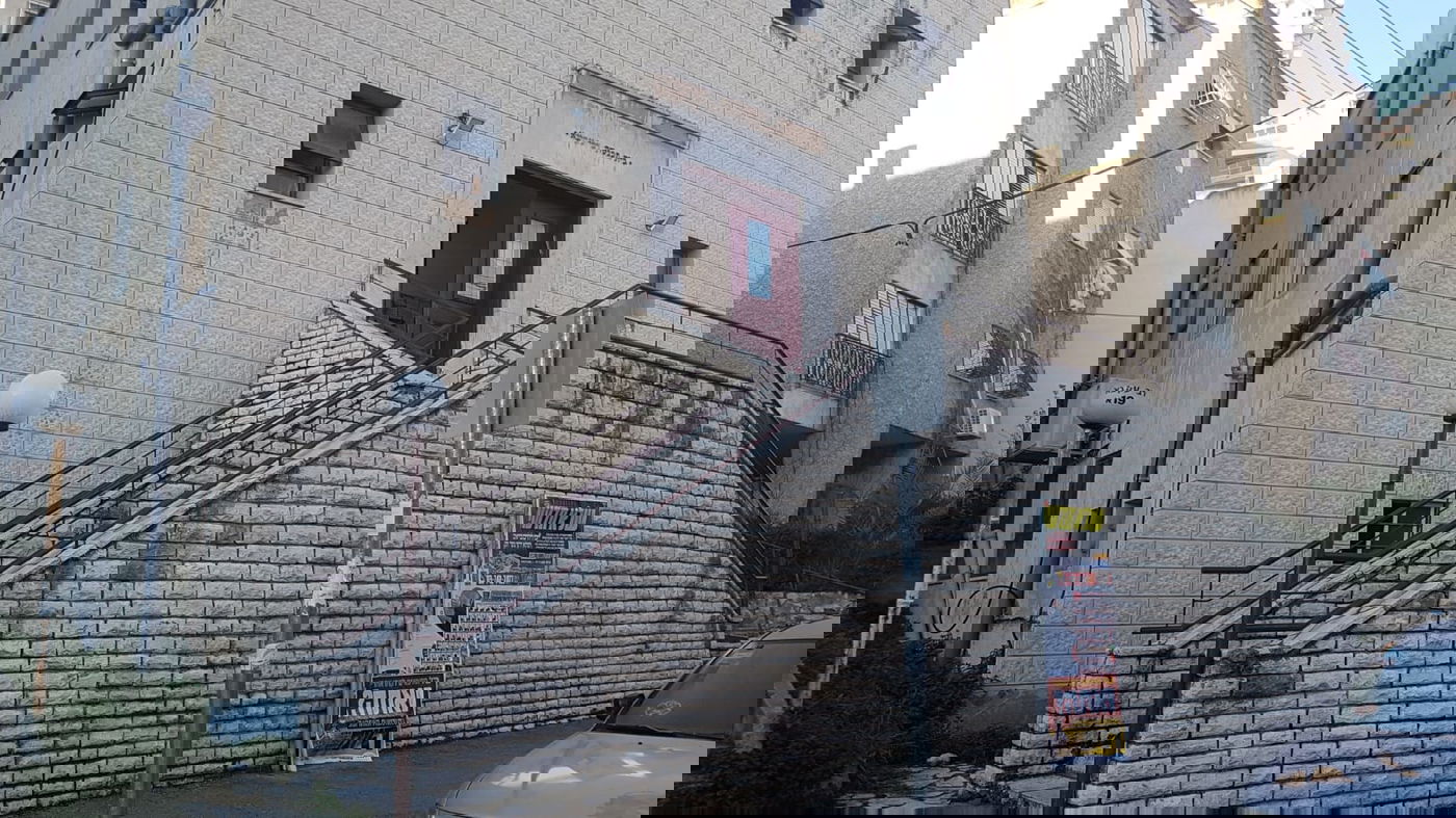 בית הכנסת רבי עקיבא - חניכי הישיבות, הבוקר