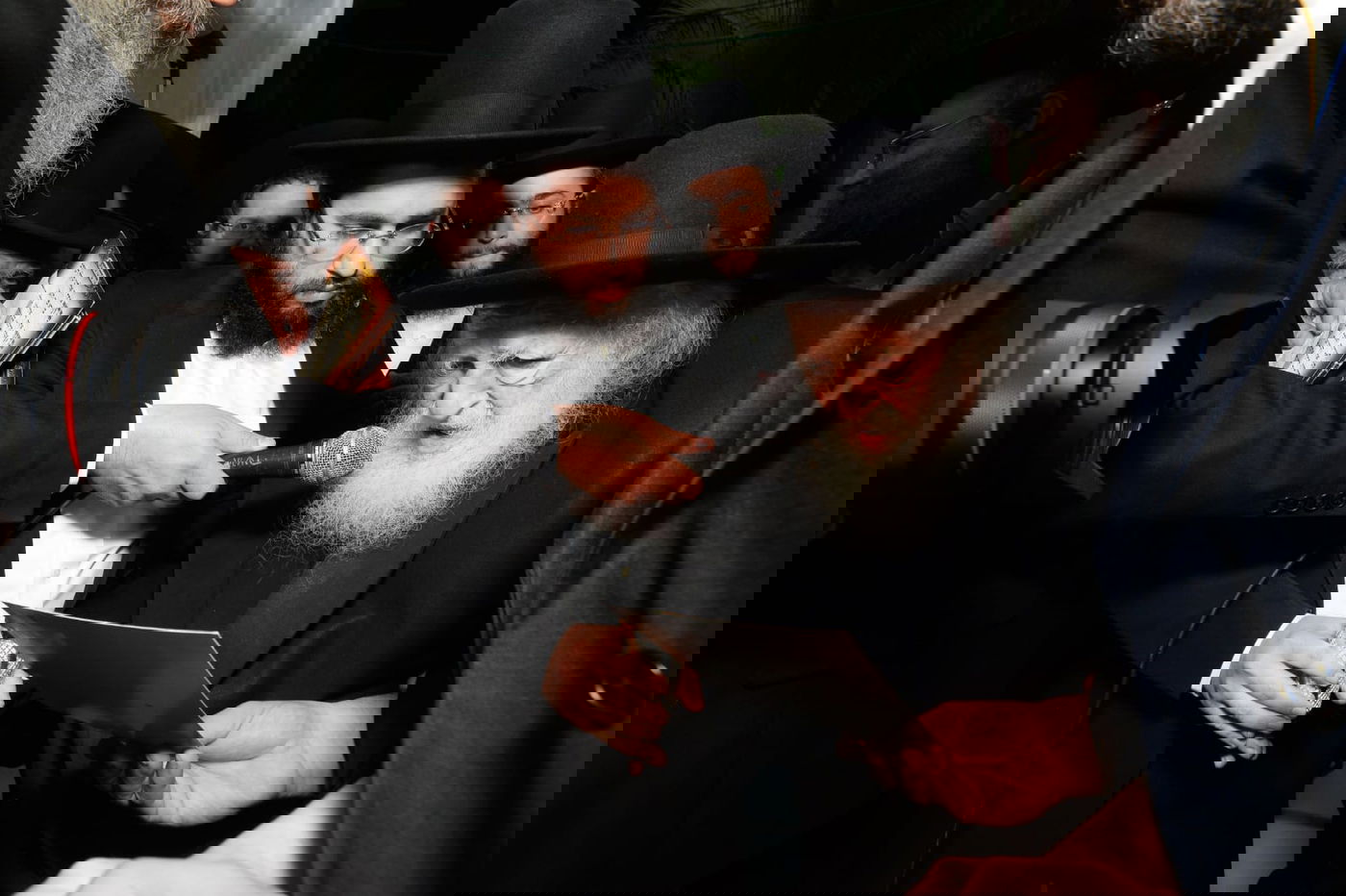 תיעוד ענק: נכדת הגר"ח קנייבסקי התחתנה בבני ברק