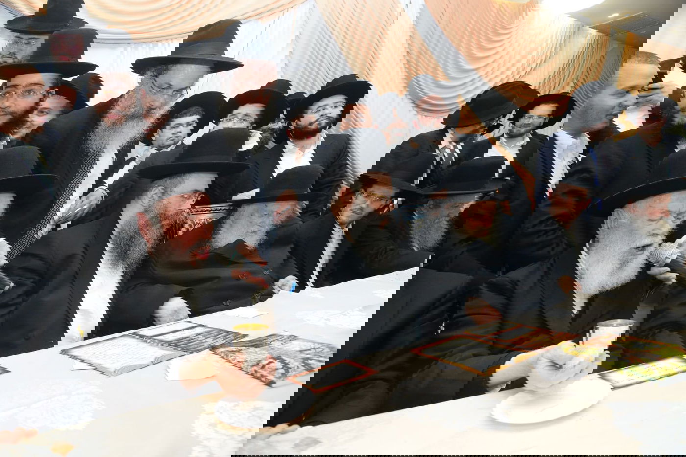 תיעוד ענק: נכדת הגר"ח קנייבסקי התחתנה בבני ברק