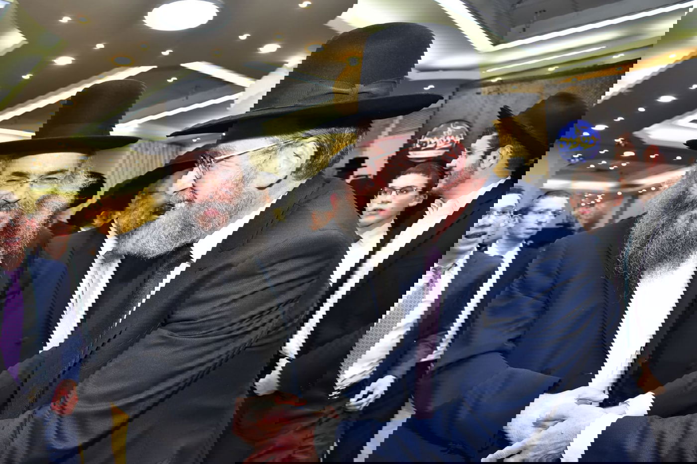 תיעוד ענק: נכדת הגר"ח קנייבסקי התחתנה בבני ברק