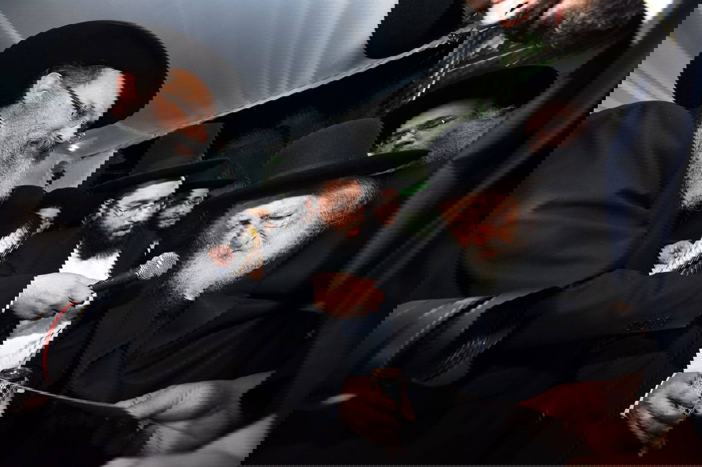 תיעוד ענק: נכדת הגר"ח קנייבסקי התחתנה בבני ברק