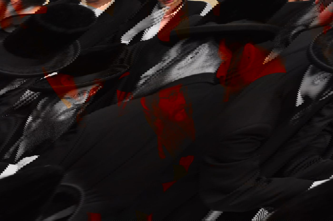 צפו: הטיש הראשון של האדמו"ר מקאליב