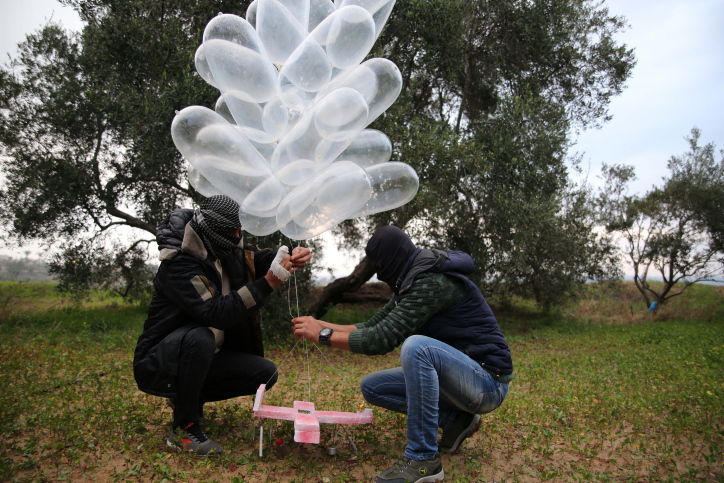 חמאס החליט על הפסקת הפרחת בלוני הנפץ