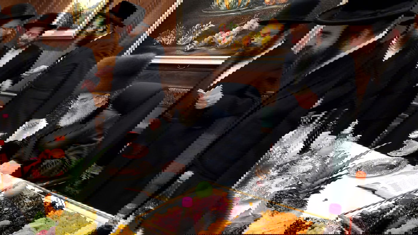 הרבי מסאדיגורה ערך 'טיש' בלוס אנג'לס