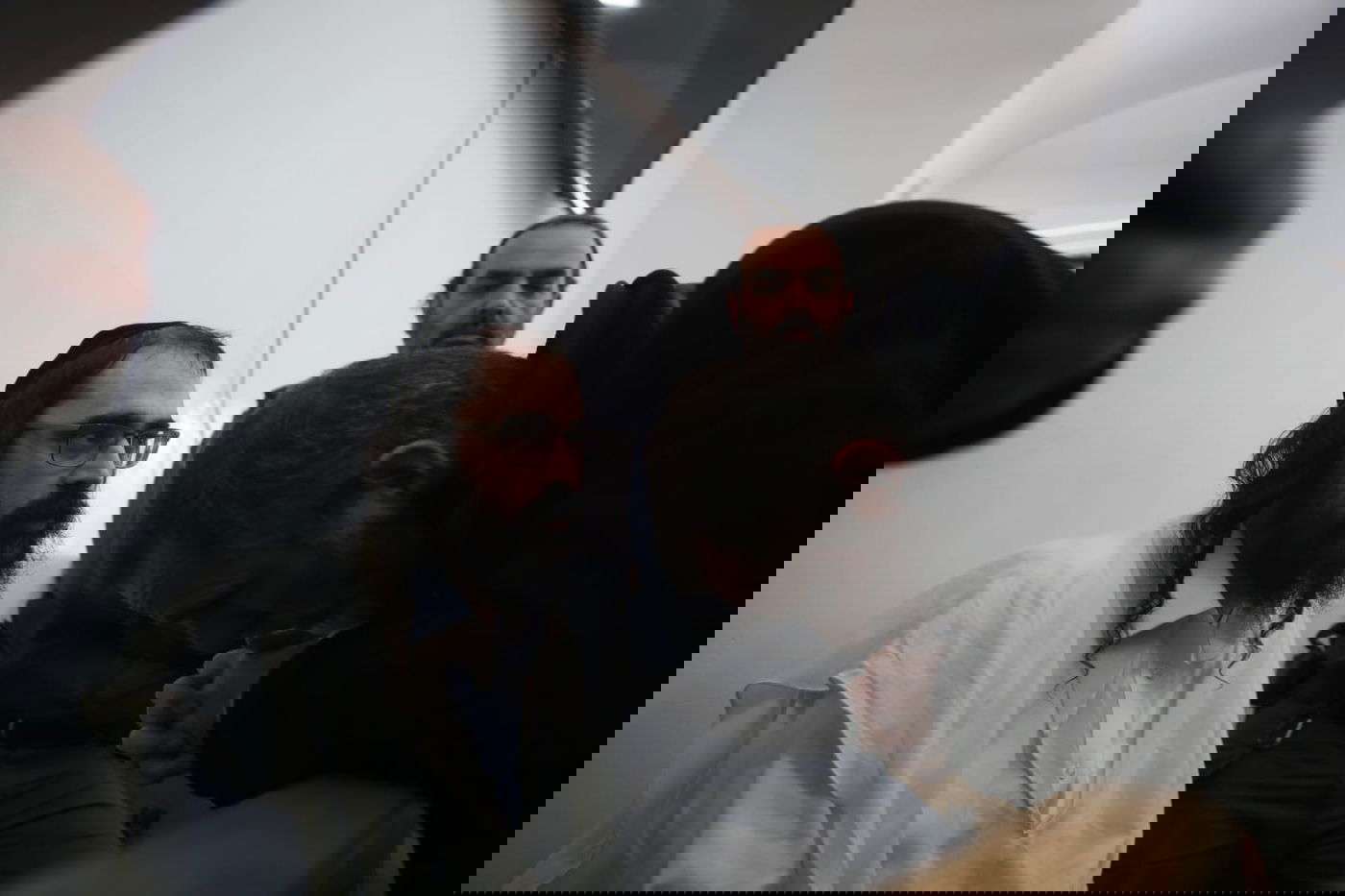 מעצר עוזרו של הרב ברלנד הוארך בשבוע: 'קיים חשד סביר'