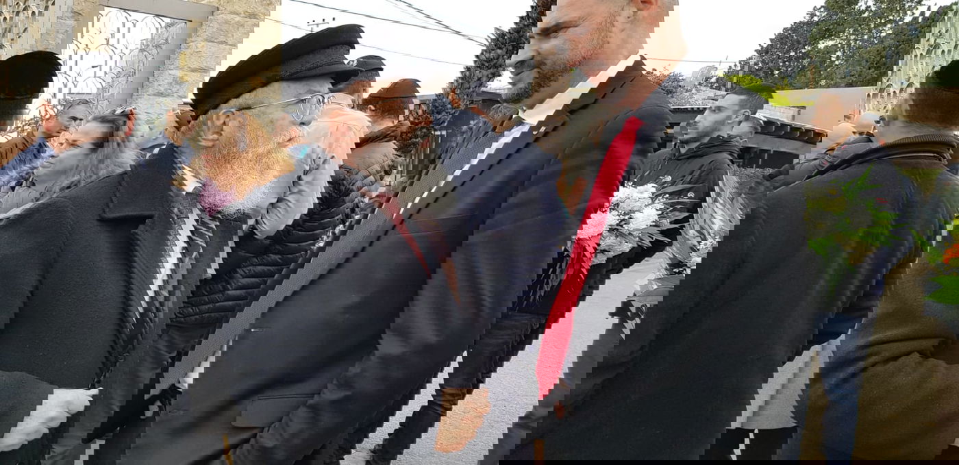 אוחנה עם גלויברמן