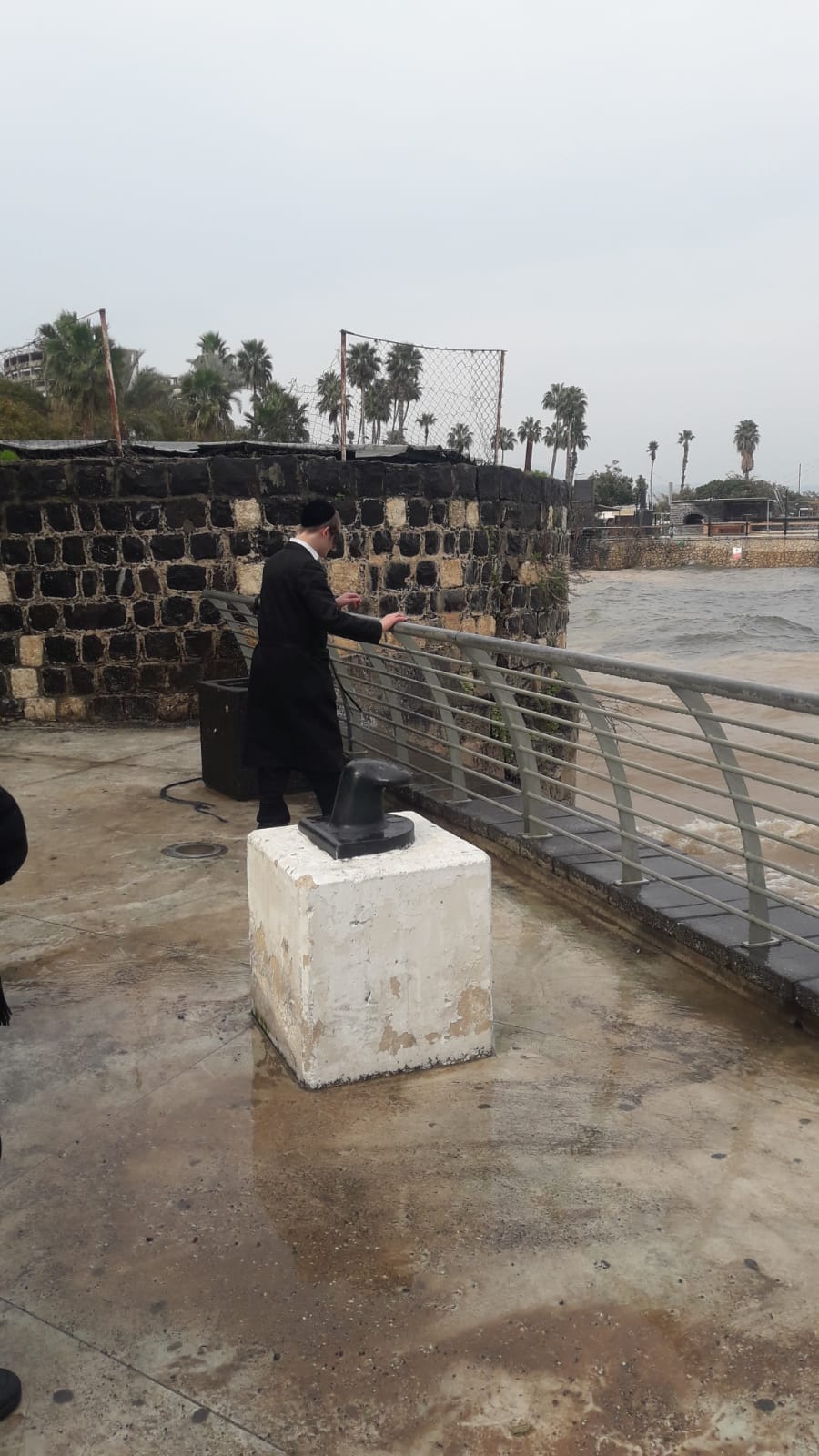 הטבריינים לחוצים: הכנרת 'עולה על גדותיה'