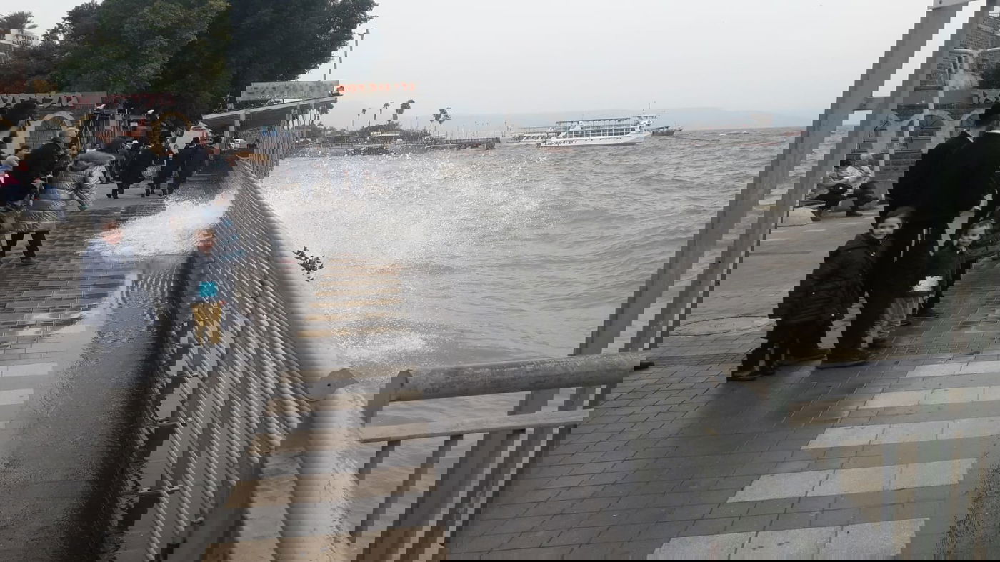 הטבריינים לחוצים: הכנרת 'עולה על גדותיה'