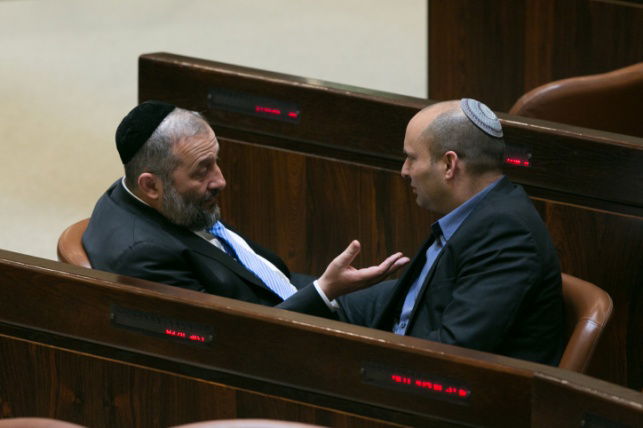 דרעי ובנט. ארכיון