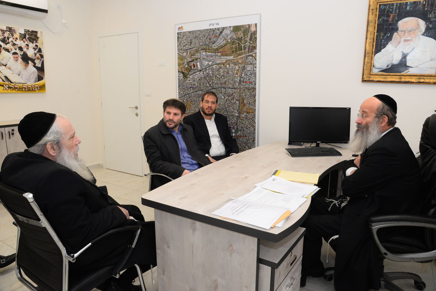 השר סמוטריץ' בביקור בבני ברק, ארכיון