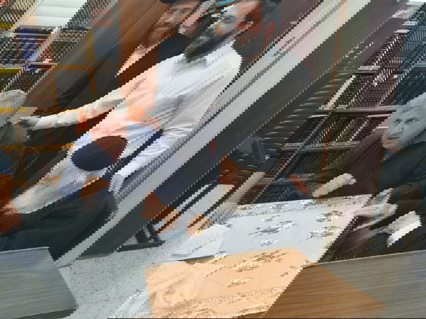 יעקב ברדוגו הגיע לראשונה לבית שר התורה