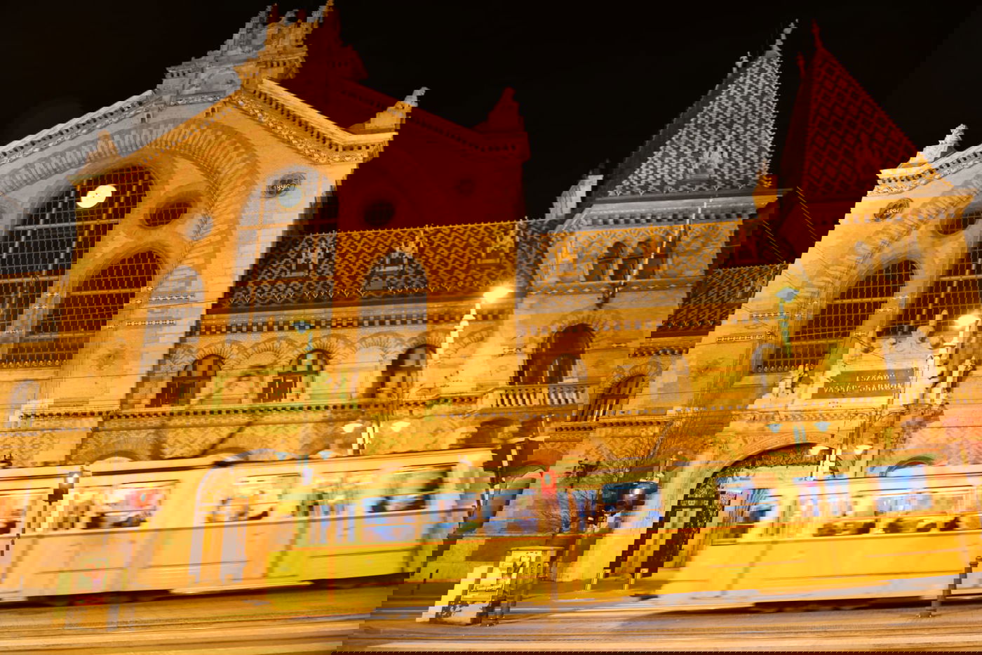 מסע הונגרי • תיעוד לא שגרתי של בודפשט