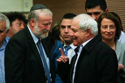 חיים כץ ומנדלבליט, לפני כשבועיים