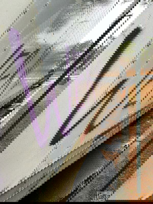 אנטישמיות בניו ג'רזי: צלבי קרס רוססו על בית עסק יהודי