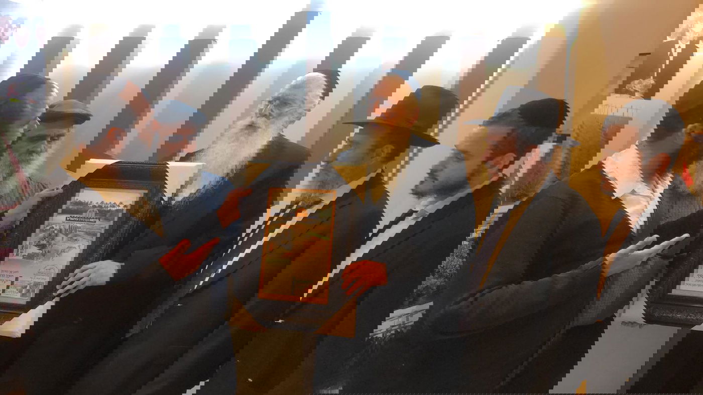 סגה"ש מאיר פרוש קיבל אות יקיר גוש קטיף