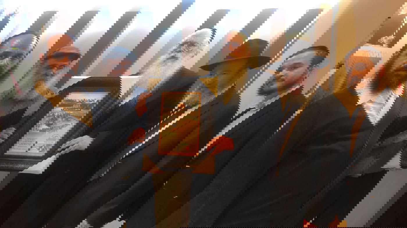 סגה"ש מאיר פרוש קיבל אות יקיר גוש קטיף