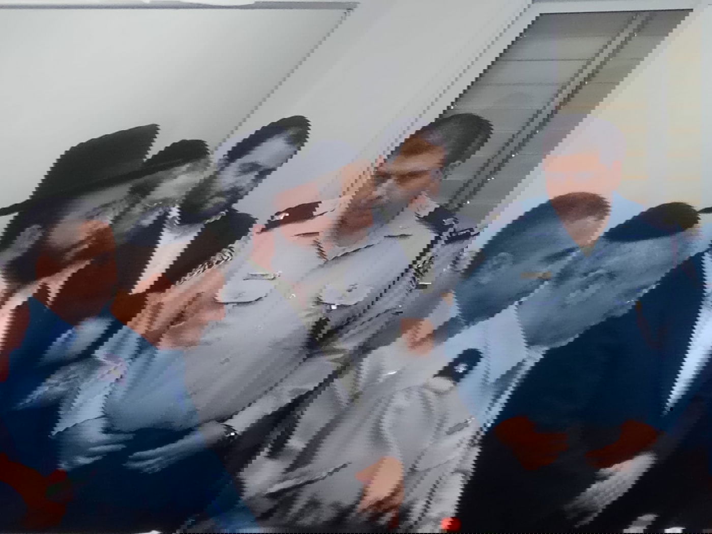 נכד הגר"ח קבע מזוזות בתחנת השיטור העירוני