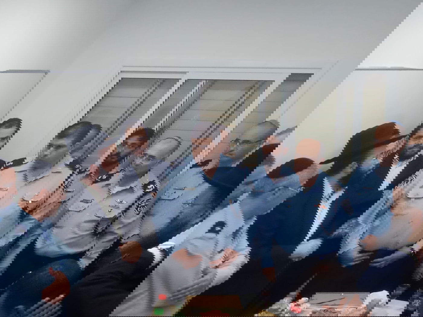 נכד הגר"ח קבע מזוזות בתחנת השיטור העירוני