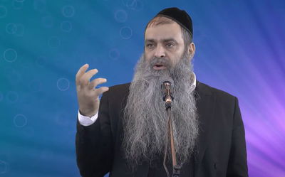 הרב רפאל זר בפינה לפרשת משפטים • צפו