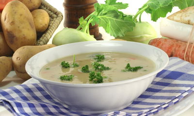 מרק תפוחי אדמה בריא קטיפתי - שלא יהרוס לכם את הדיאטה