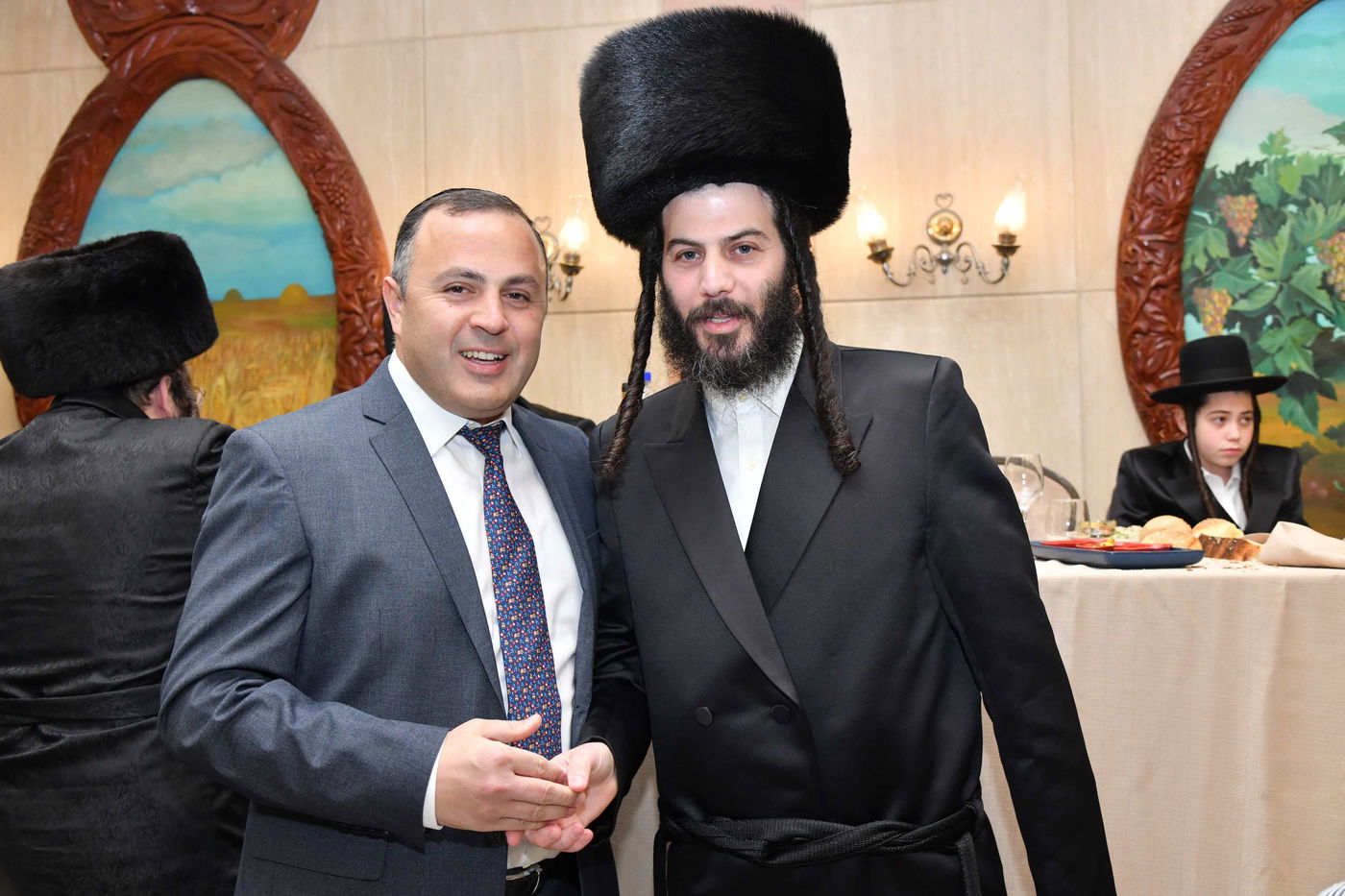 מוטי בבצ'יק ברמץ את בנו, כולם התייצבו • צפו