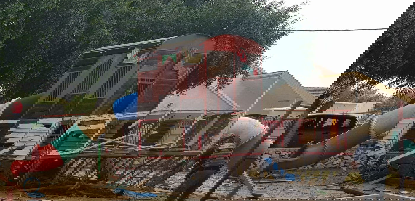 מטחי רקטות לשדרות ו'עוטף עזה'; אחת נפלה ליד ישיבה