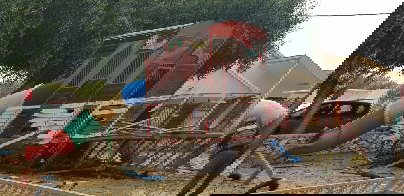 מטחי רקטות לשדרות ו'עוטף עזה'; אחת נפלה ליד ישיבה