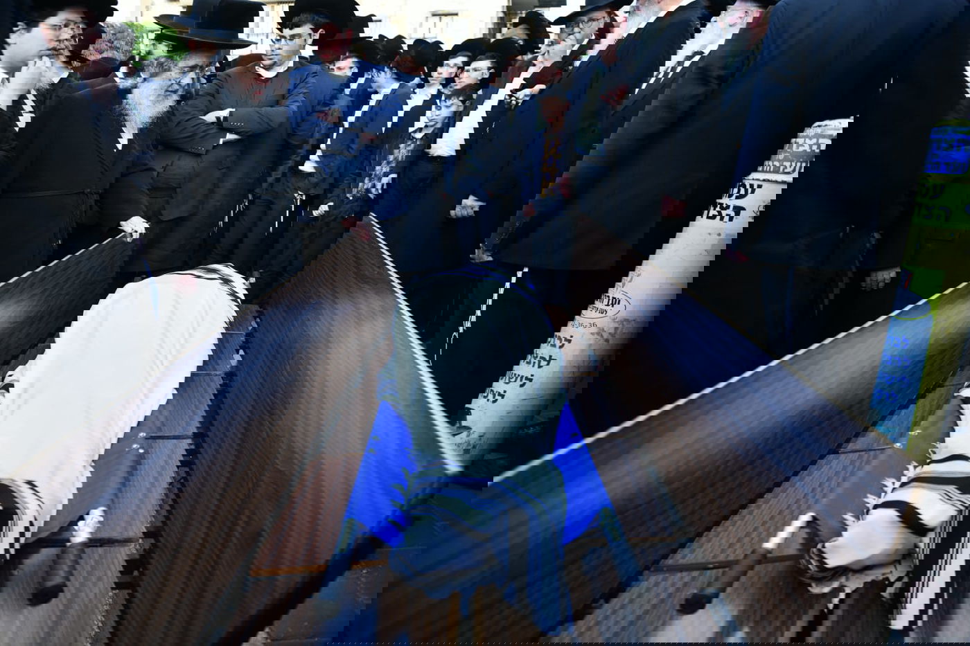 מסע הלוויה של האברך רבי יוסף פלמן זצ"ל