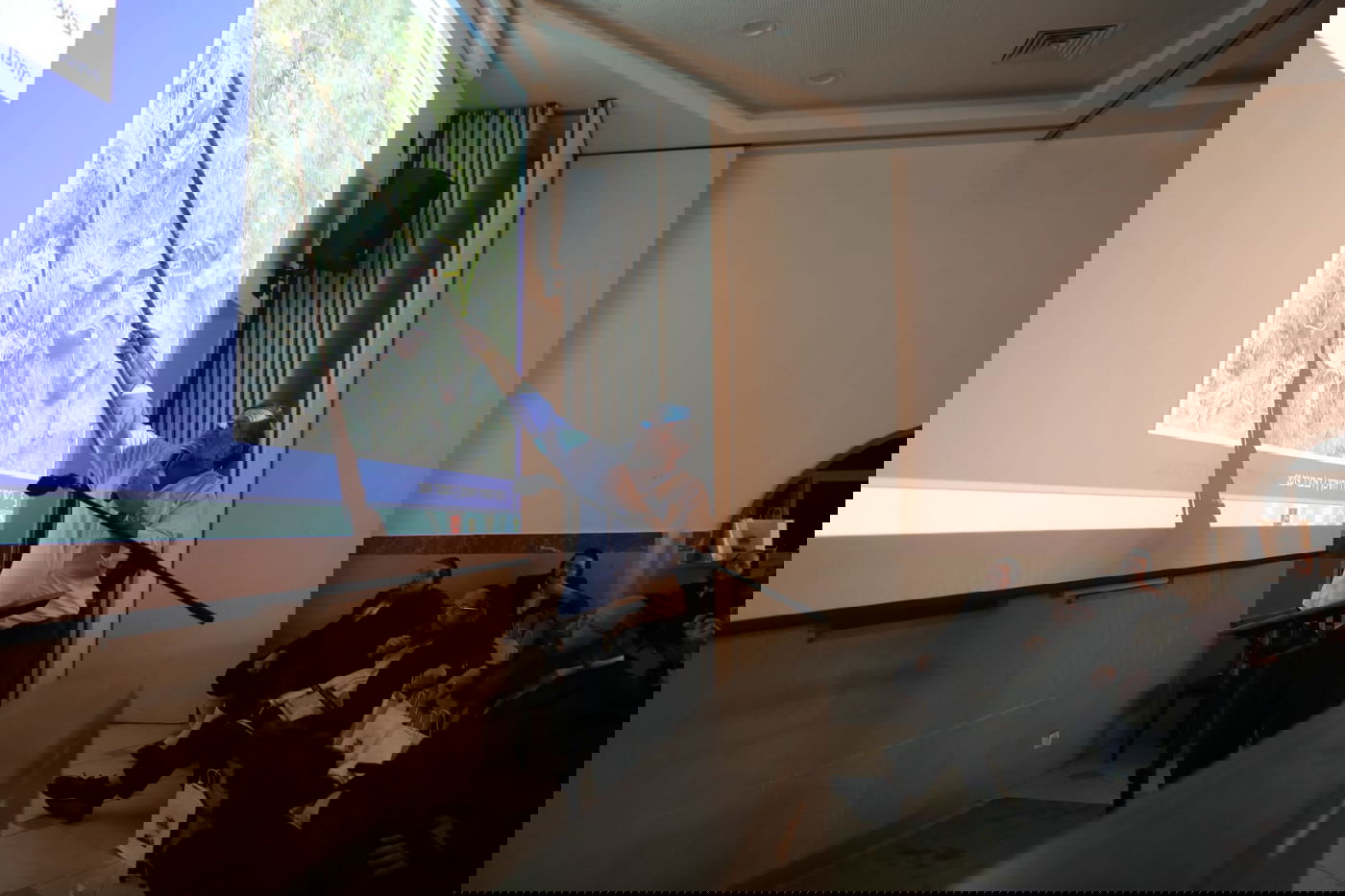 בהוראת האדמו"ר: חסידי באיאן רוכשים דירות בעמנואל