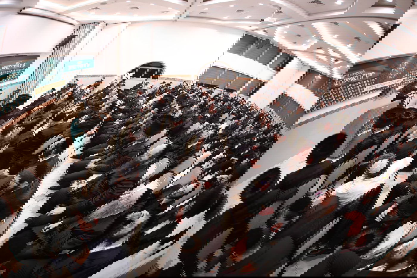 בהוראת האדמו"ר: חסידי באיאן רוכשים דירות בעמנואל